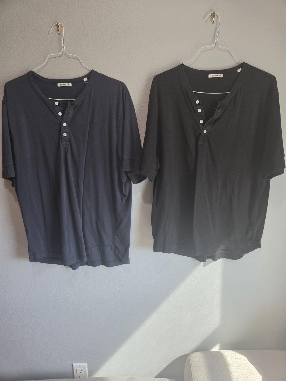 Set Of 2 Buck Mason Mens Crew Henley Short-Sleeve Shirt - Black And Dark Grey